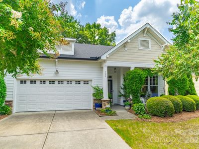 922 Knob Creek Ln, Tega Cay, SC, 29708