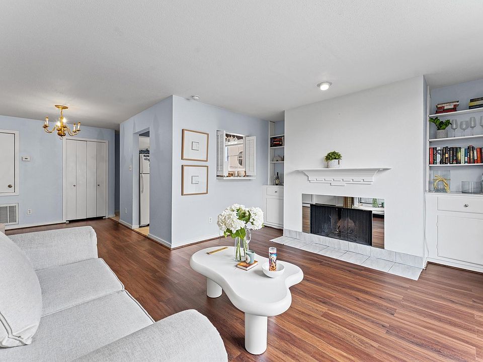 1st image of 2333 Bering Dr APT 201