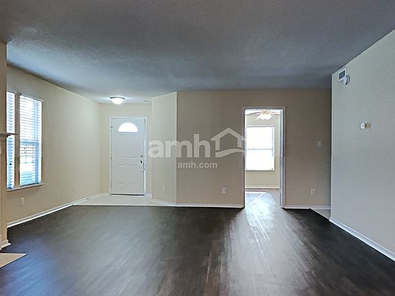 4th image of 6926 Maywood Cir