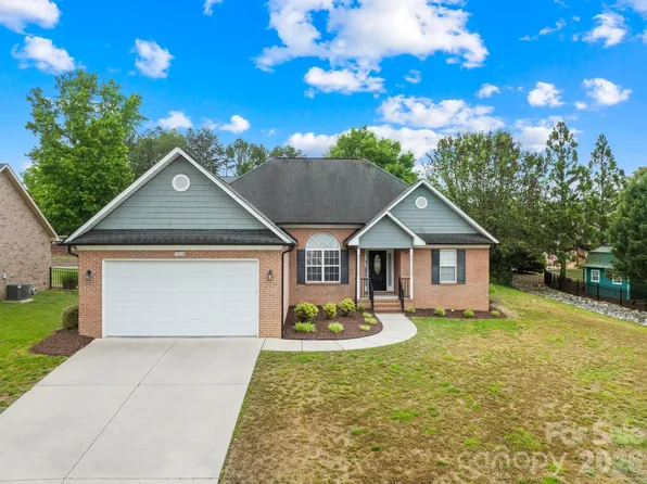328 River Birch Cir, Mooresville, NC 28115