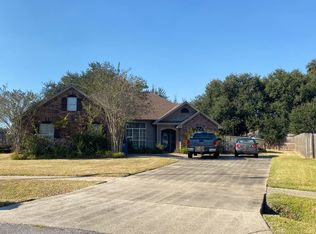 504 Emancipation Dr, Broussard, LA 70518