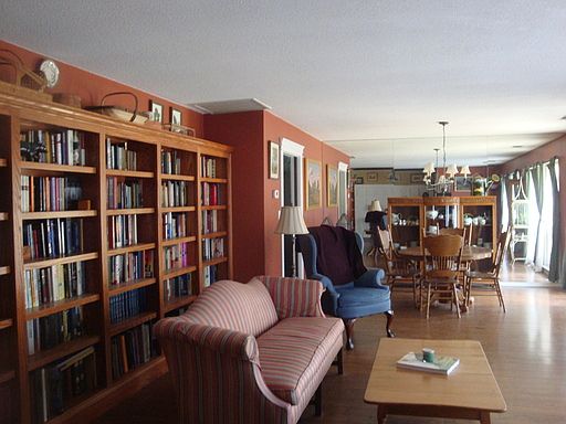 3rd image of 3515 S Johnson Ct