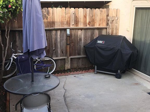 4th image of 6127 Via Casitas