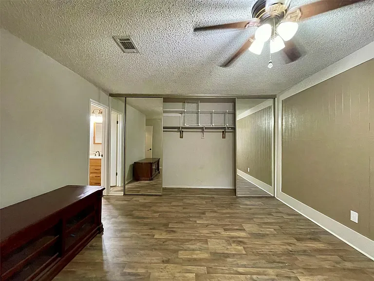 13703 Carsa Ln — Photo 13