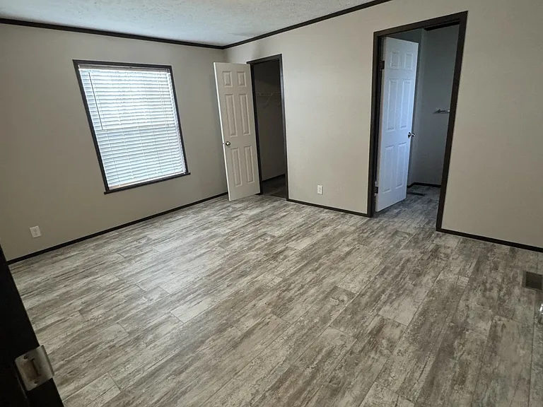 Oakridge Estates — Photo 15