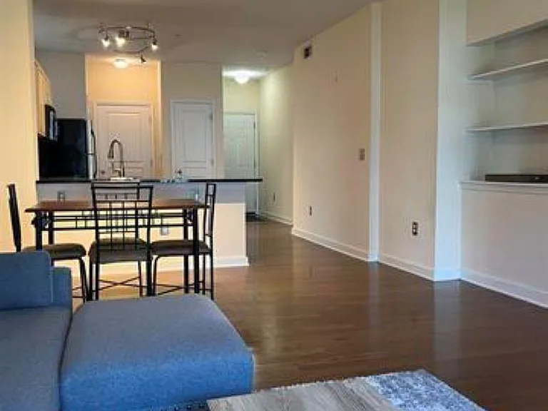 2020 5th Ave S #436 — Photo 10