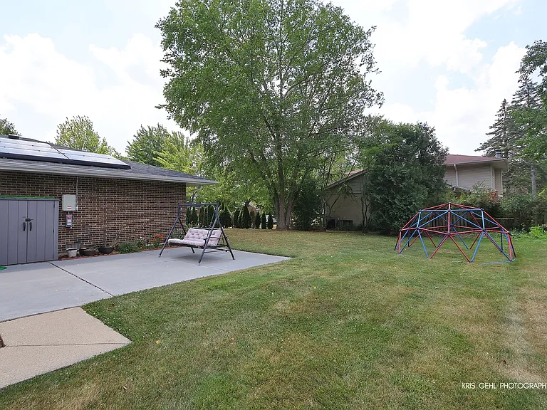 605 W Gilbert Rd — Photo 25