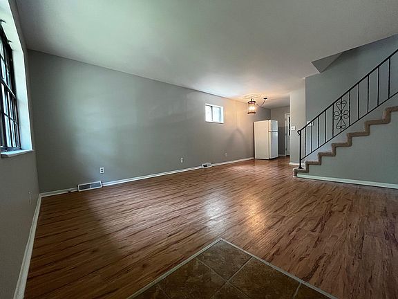 2nd image of 5436 Farley Ln
