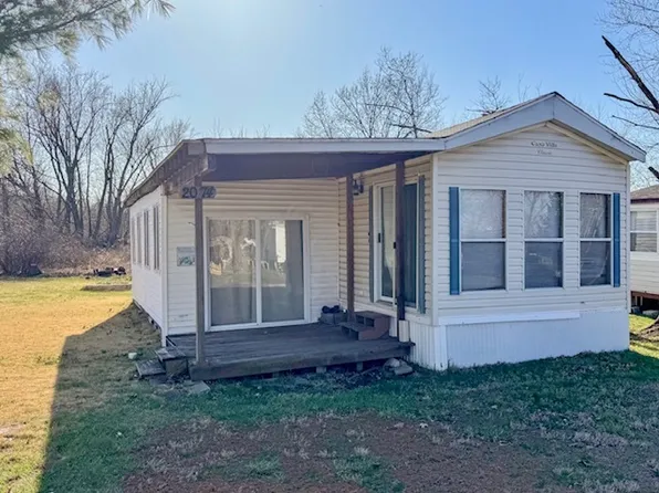 20/74 Woodhaven Dr E, Sublette, IL 61367