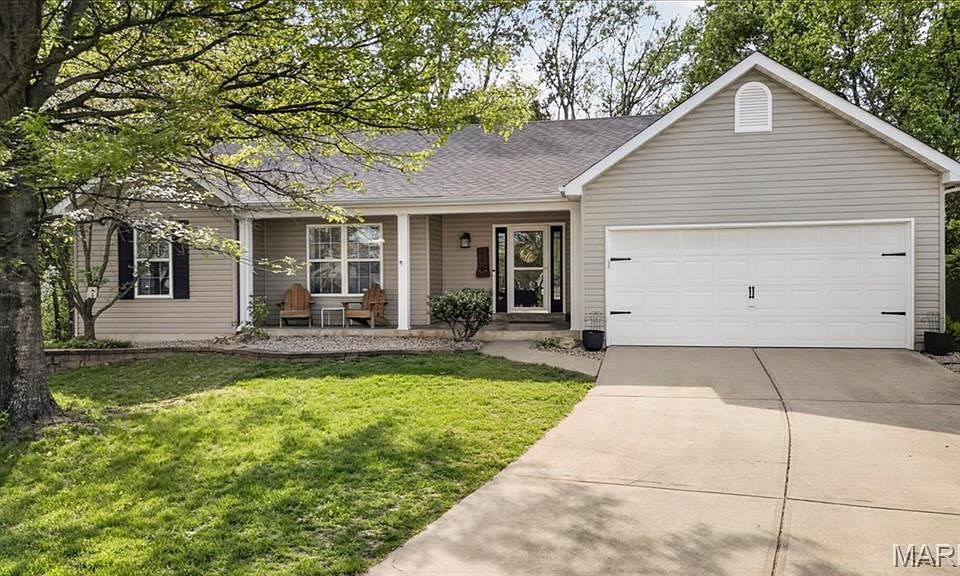 1st image of 22 Eagle Spur Ct