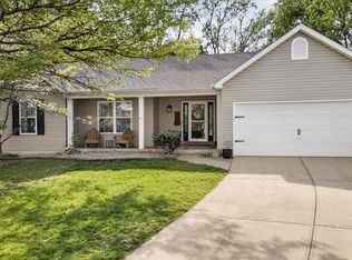 22 Eagle Spur Ct, Saint Charles, MO 63303