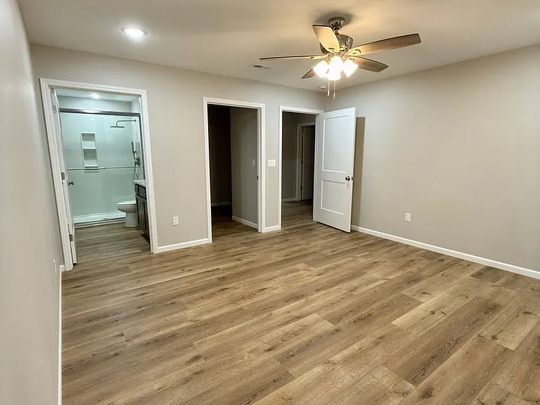 1805 Saint Michaels Ct — Photo 16
