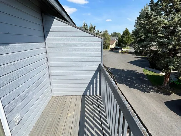 1453 NE Tucson Way #1, Bend, OR 97701