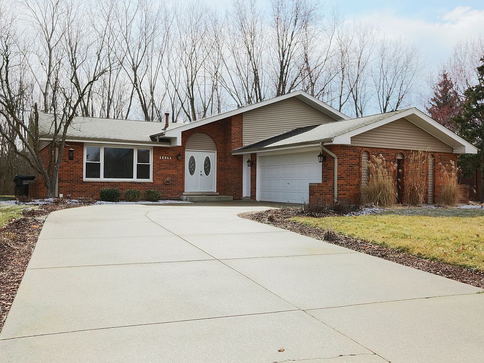 1st image of 12263 Lake View Dr