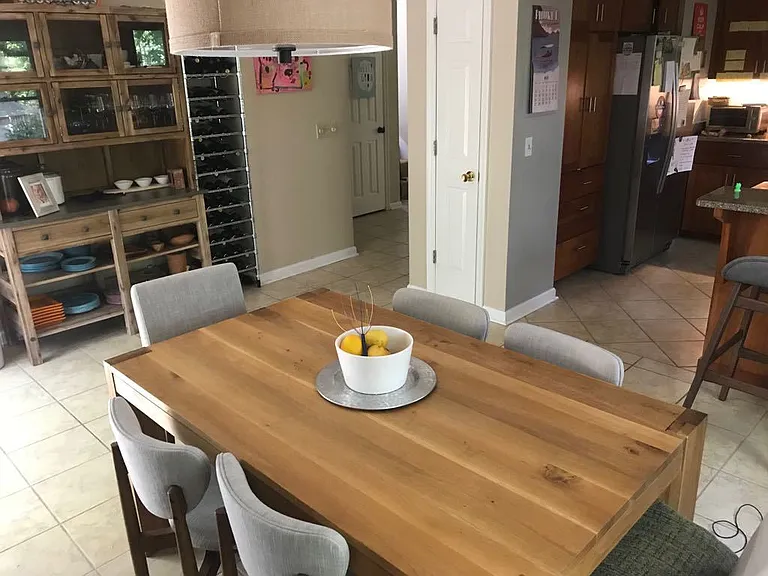 380 Butternut Dr — Photo 5