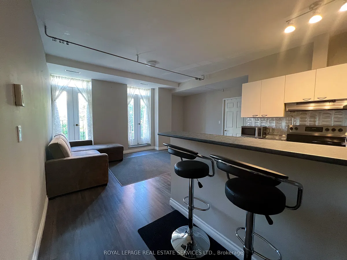 Building Photo - 135 Maitland St #302