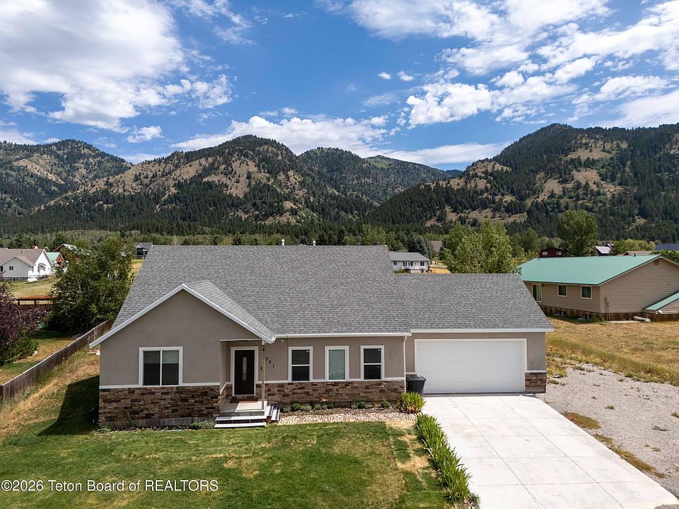 1st image of 321 Alta Dr