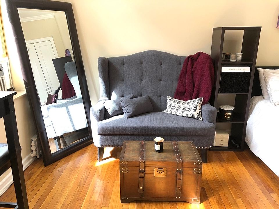 1st image of 301 W 13th St #B