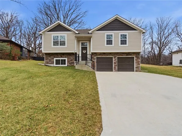 408 NW 40th St, Kansas City, MO 64116