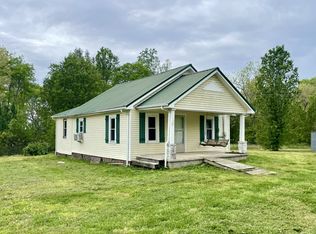 110 Shannon Rd, Leoma, TN 38468