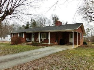 315 Old Leicester Rd, Asheville, NC 28804