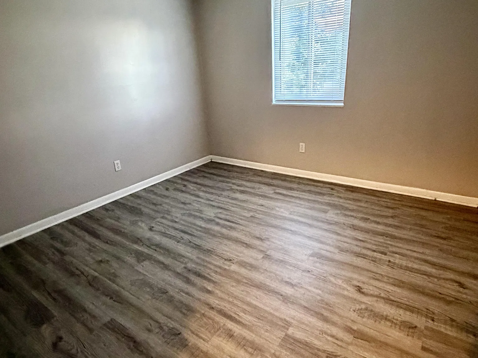 East Ridge Apts — Photo 4