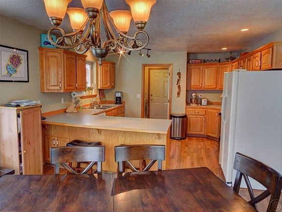 Dining Room to Kitchen