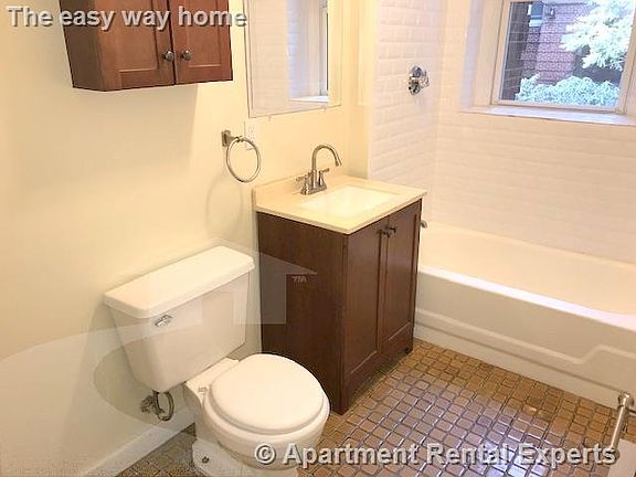 5th image of 5 Craigie Cir #2