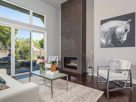 4th image of 15838 Cherry Blossom Ln