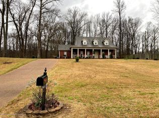 7941 Soaring Oaks Dr, Walls, MS 38680