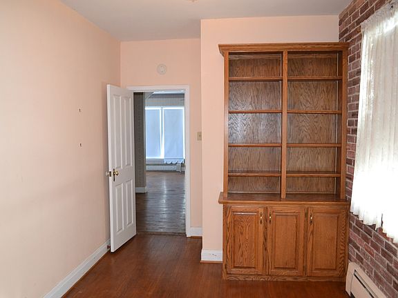 5th image of 15847 W 139th St