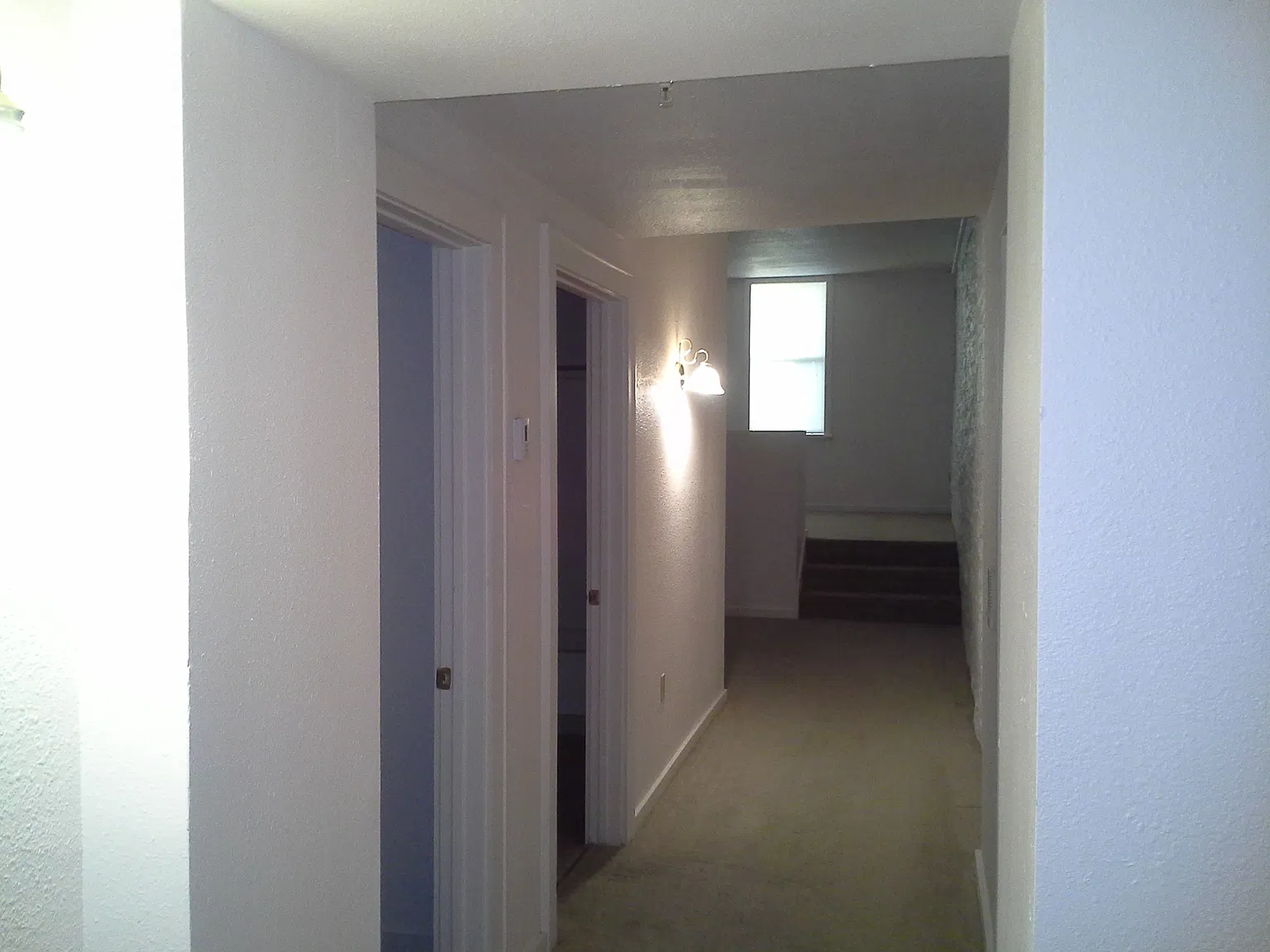 Point Woods Apartments — Photo 4