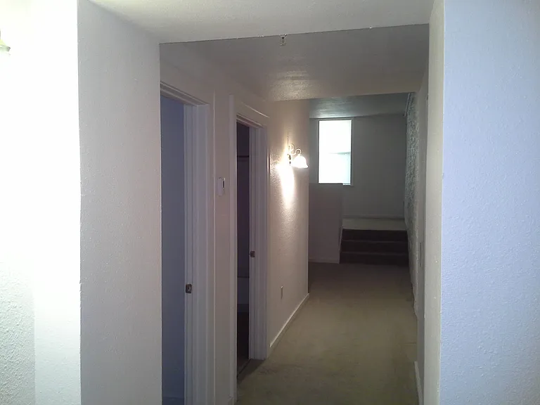Point Woods Apartments — Photo 6