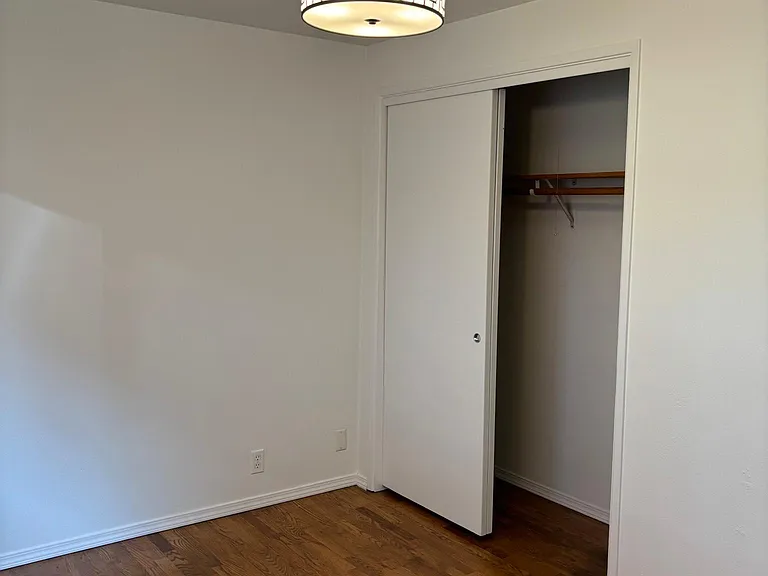 110 NW 39th St #3 — Photo 7