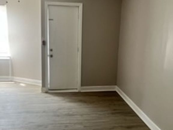 3rd image of 4040 Spruce St APT 6