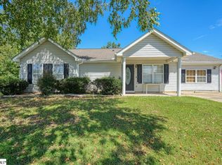907 Veryfine Dr, Fountain Inn, SC 29644