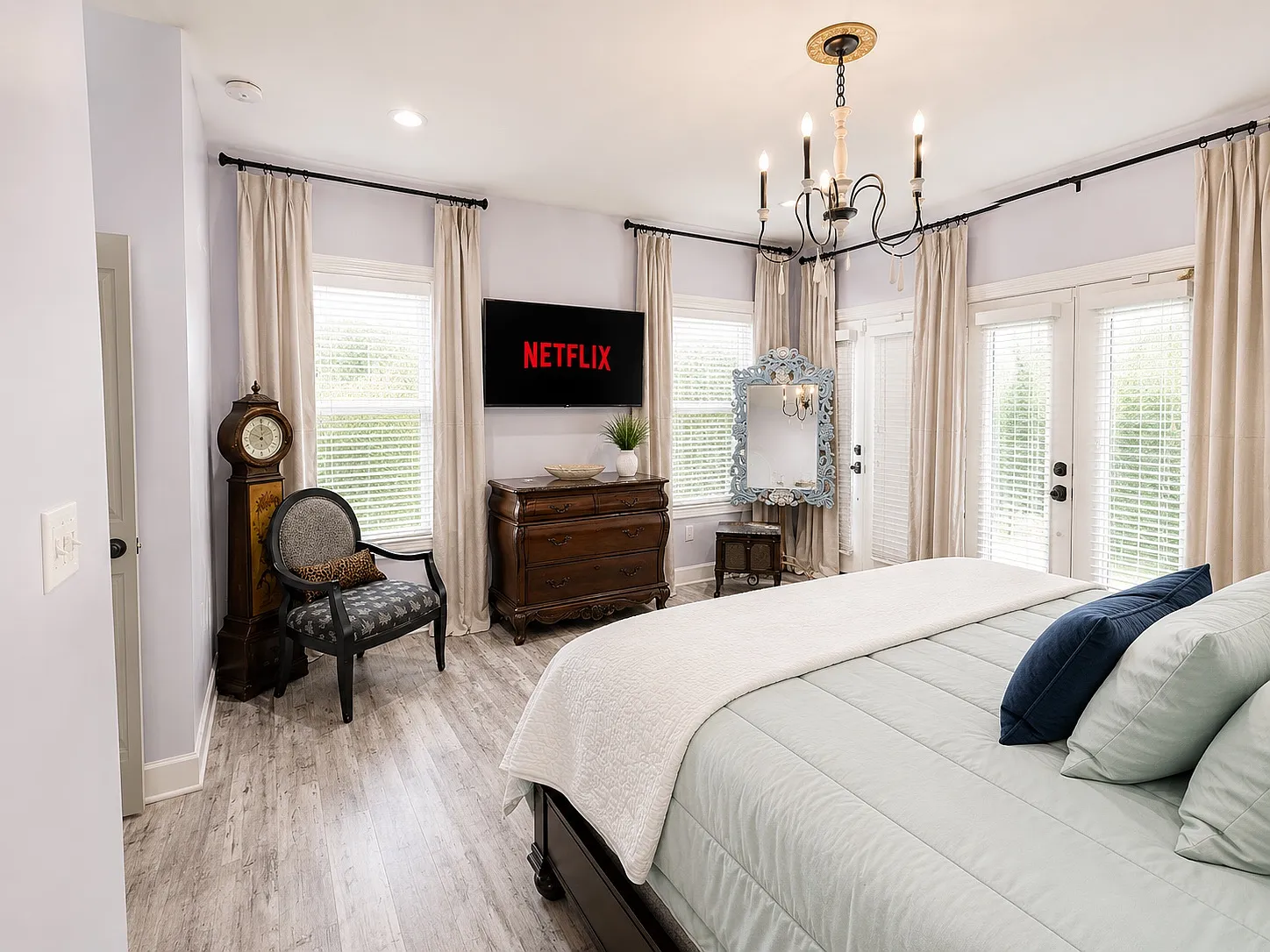 1 bed, 1.5 bath, 835 sqft, $2,100 — Photo 2