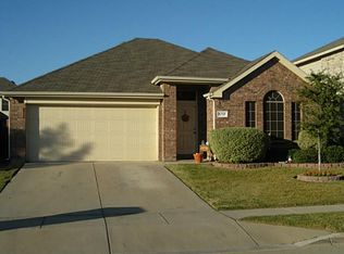 5717 Moon Flower Ct, Fort Worth, TX 76244