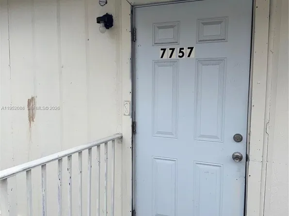 7753 Tam Oshanter Blvd #7757, Pompano Beach, FL 33068