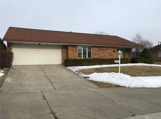 2930 Avery Cir, Springfield, OH 45503
