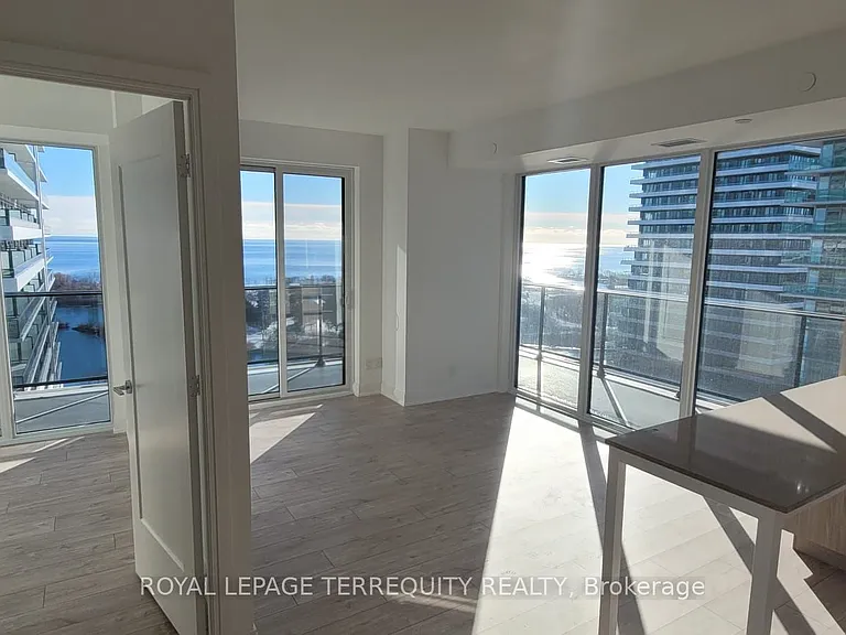 70 Annie Craig Dr #1407 — Photo 2