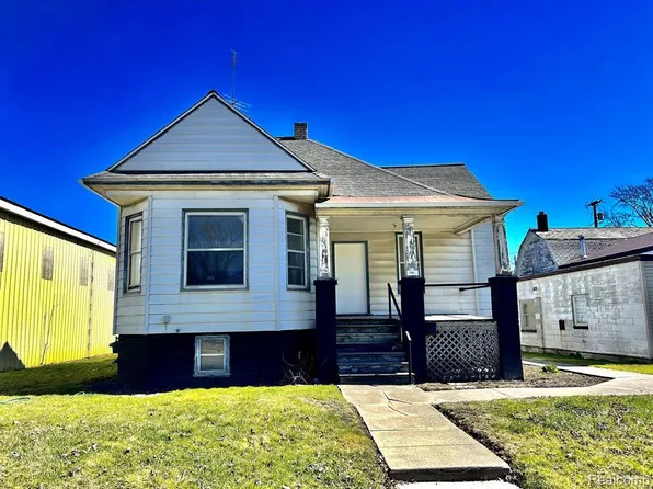 708 N Beck St, Sebewaing, MI 48759