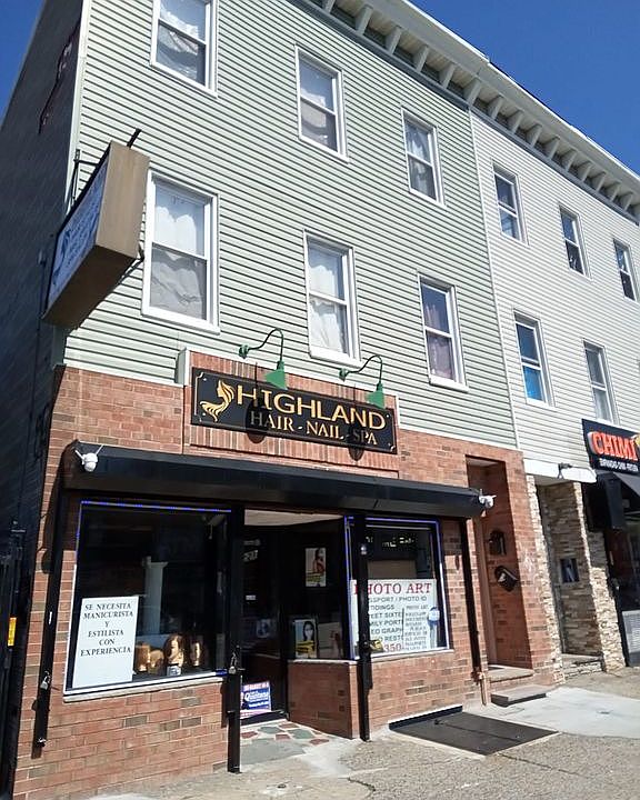 1st image of 221 Bloomfield Ave
