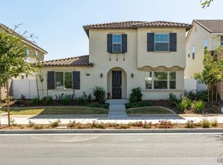 11717 Campus Park Dr, Bakersfield, CA 93311