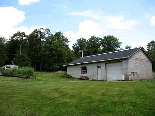 barn-storage-detached garage