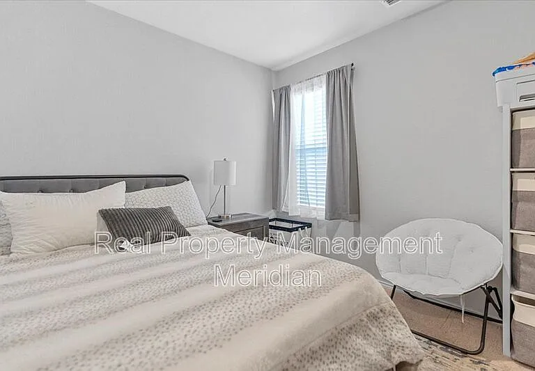 8730 Texas Risinger Dr — Photo 18