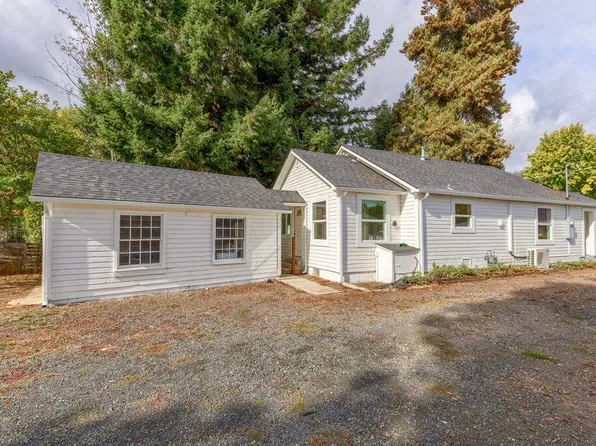 5871 Foothill Blvd, Rogue River, OR 97537