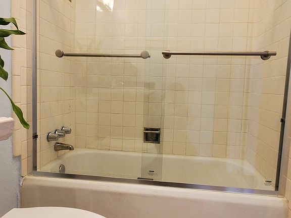 5th image of 310 Center Ave #207