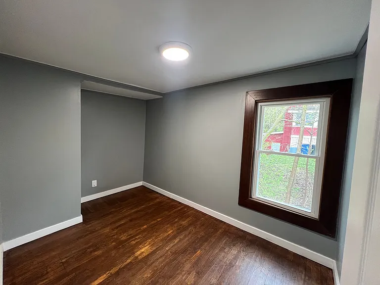 135 Annetta St — Photo 20