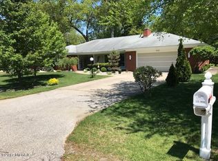 4020 Quainton Rd, Muskegon, MI 49441